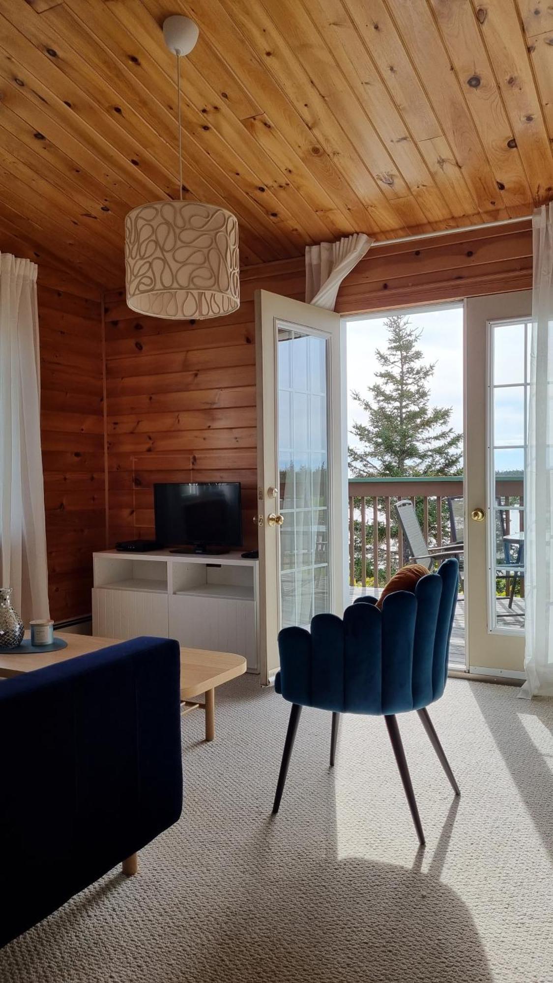 Oceanfront Apartments Port Dufferin Экстерьер фото